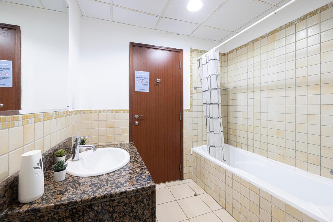 Next'House - Jbr Beach Hostel - Pool - Walk To Jbr Beach - Metro Station Dubai Exterior photo
